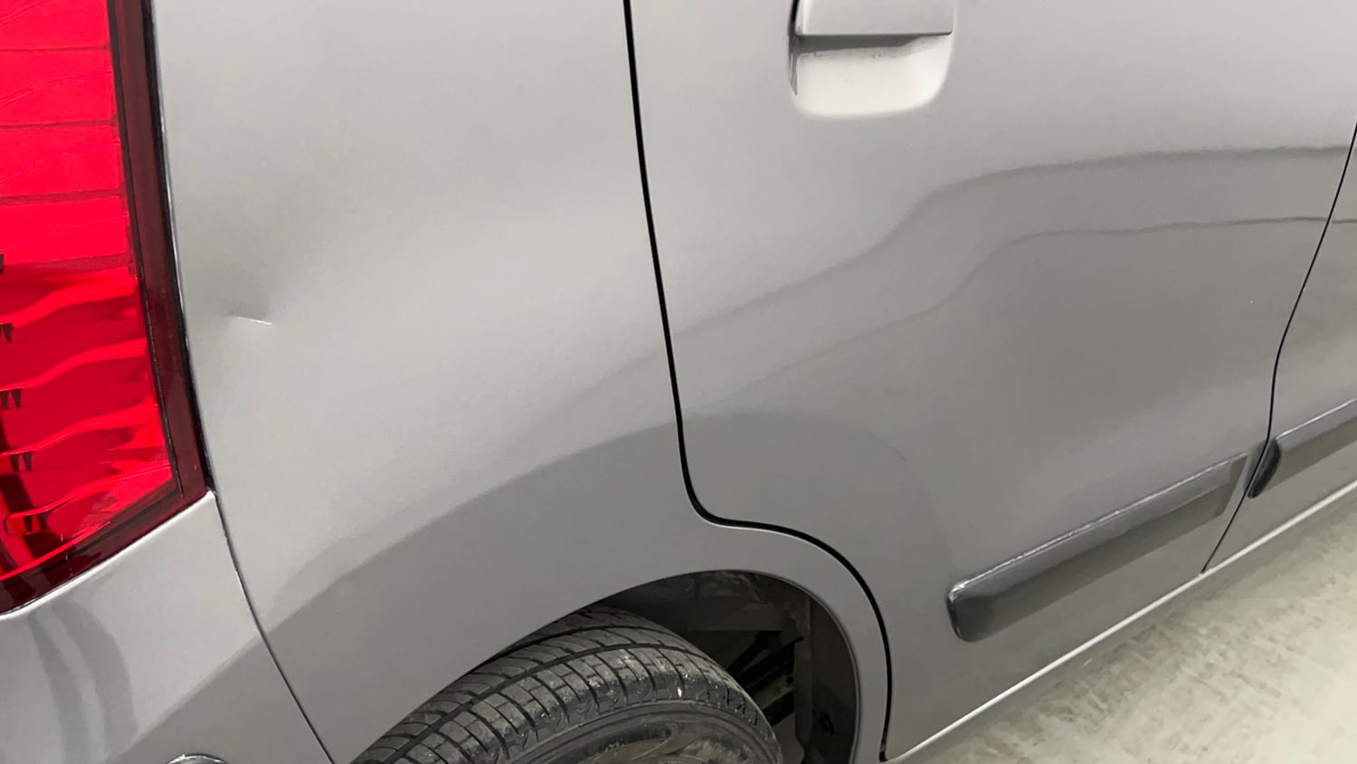 Used 2017 Maruti Suzuki Wagon R VXI Petrol Manual dents MINOR SCRATCH