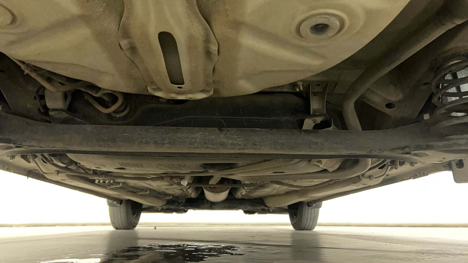 Used 2019 Maruti Suzuki Dzire VXi Petrol Manual extra REAR UNDERBODY VIEW (TAKEN FROM REAR)