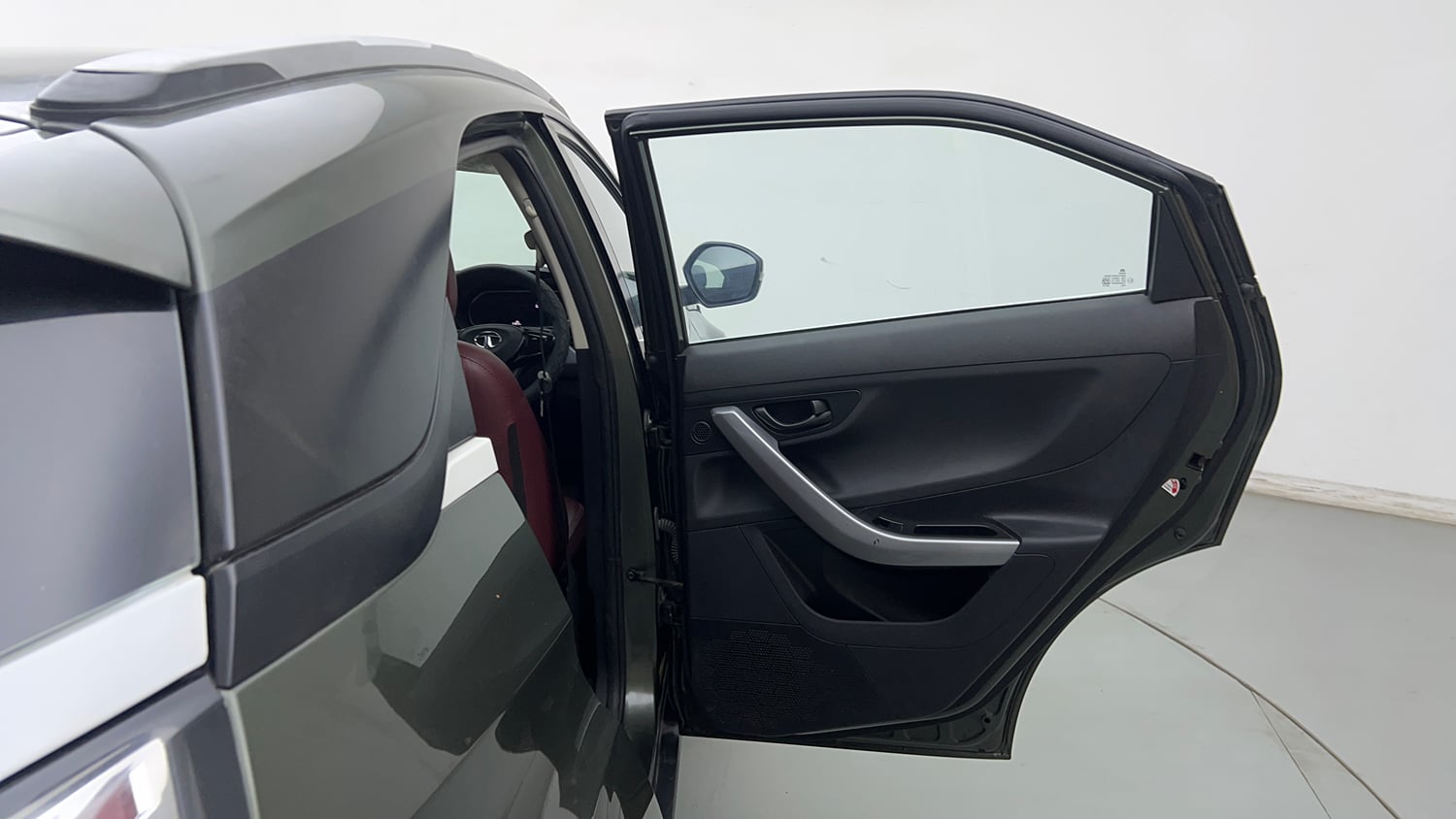 Used 2022 Tata Nexon XM (S) Petrol Manual interior RIGHT REAR DOOR OPEN VIEW