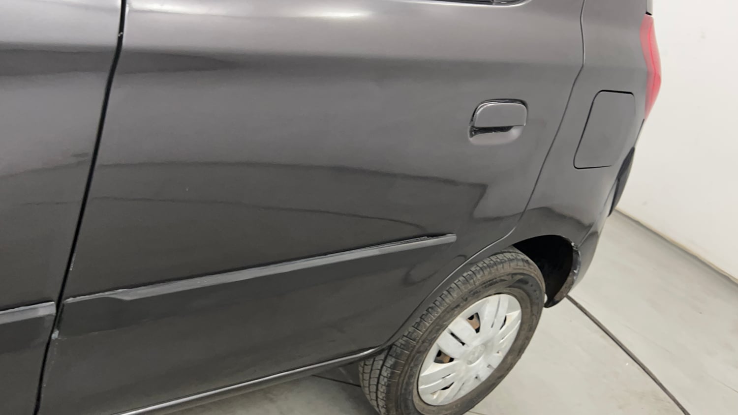 Used 2015 Maruti Suzuki Alto 800 Lxi Petrol Manual dents MINOR SCRATCH