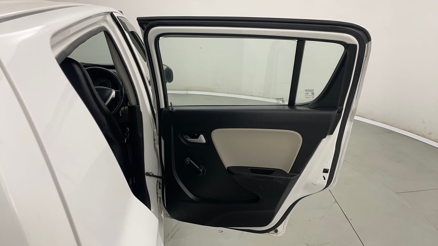 Used 2019 Maruti Suzuki Alto 800 LXi Petrol Manual interior RIGHT REAR DOOR OPEN VIEW