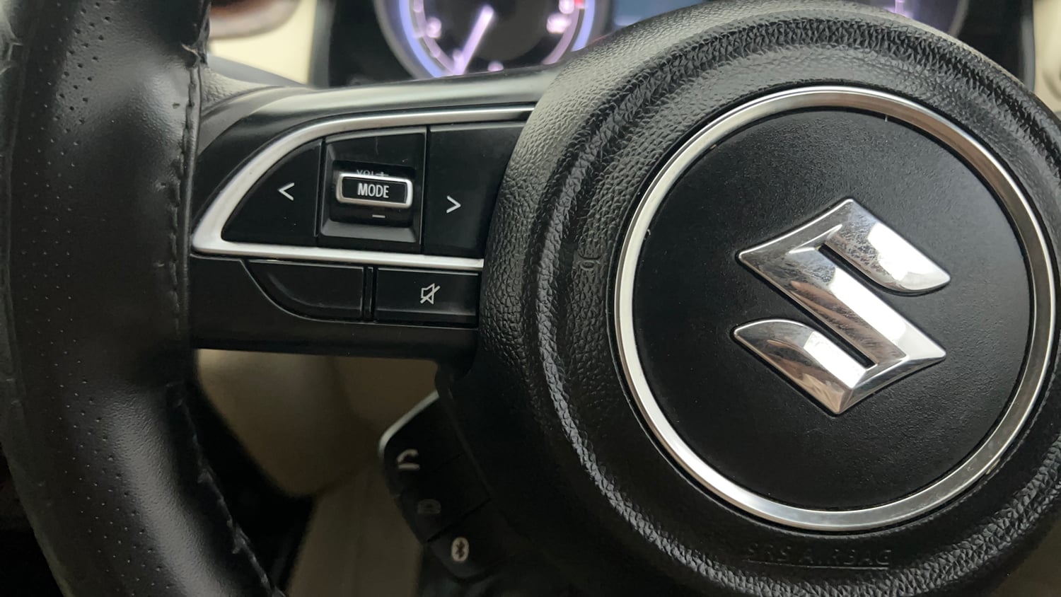 Used 2019 Maruti Suzuki Dzire VXi Petrol Manual top_features Steering mounted controls