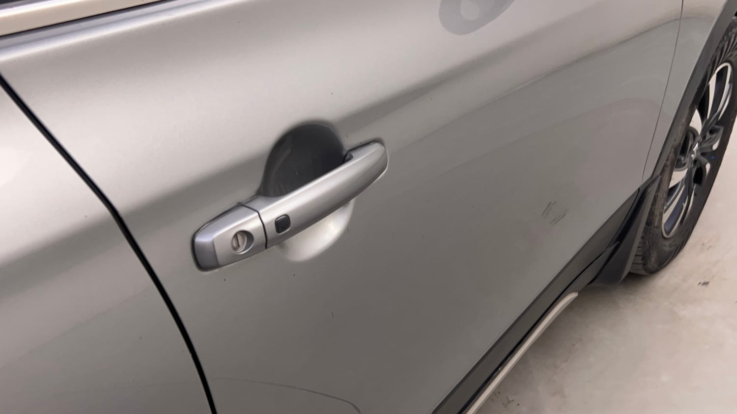 Used 2022 Maruti Suzuki S-Cross Zeta Petrol Manual dents MINOR SCRATCH