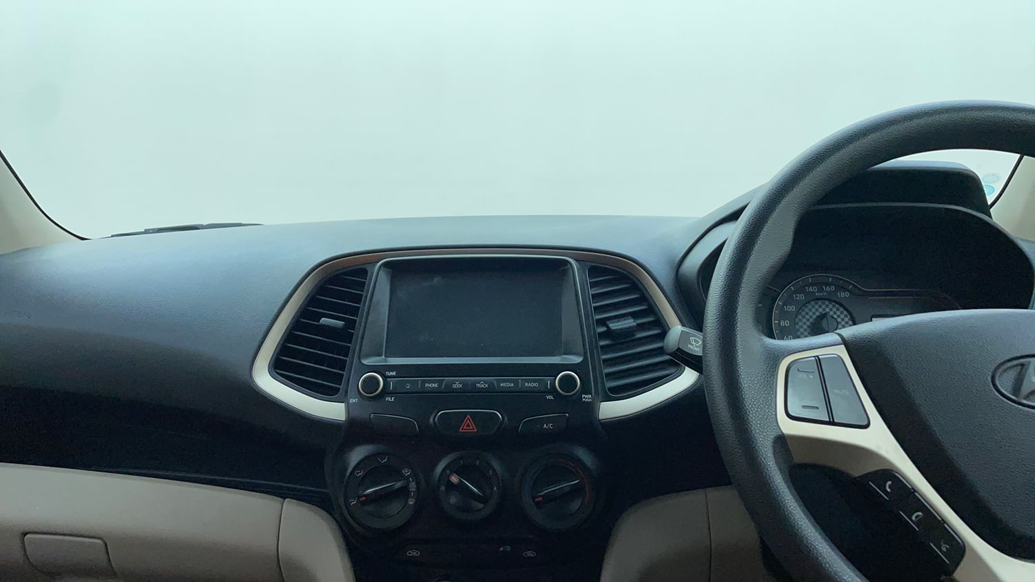 Used 2021 Hyundai Santro Sportz AMT Petrol Automatic interior MUSIC SYSTEM & AC CONTROL VIEW