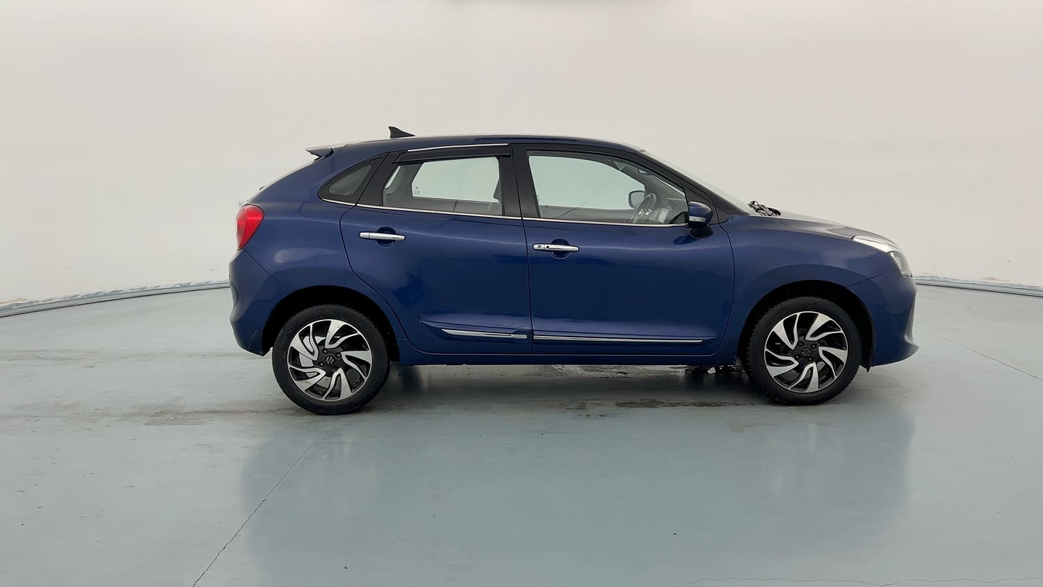 Used 2020 Maruti Suzuki Baleno Zeta Petrol Manual exterior RIGHT SIDE VIEW