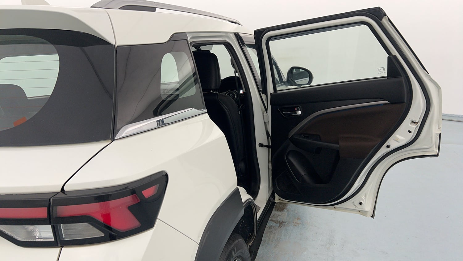 Used 2023 Maruti Suzuki Brezza ZXi Plus Petrol Manual interior RIGHT REAR DOOR OPEN VIEW