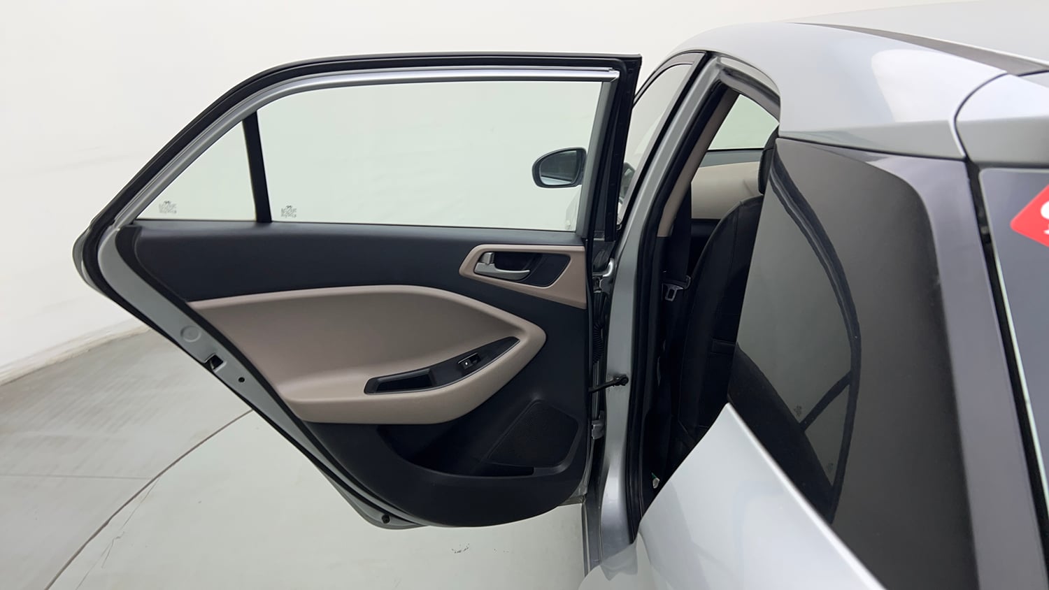 Used 2019 Hyundai Elite i20 Magna Executive 1.2 Petrol Manual interior LEFT REAR DOOR OPEN VIEW