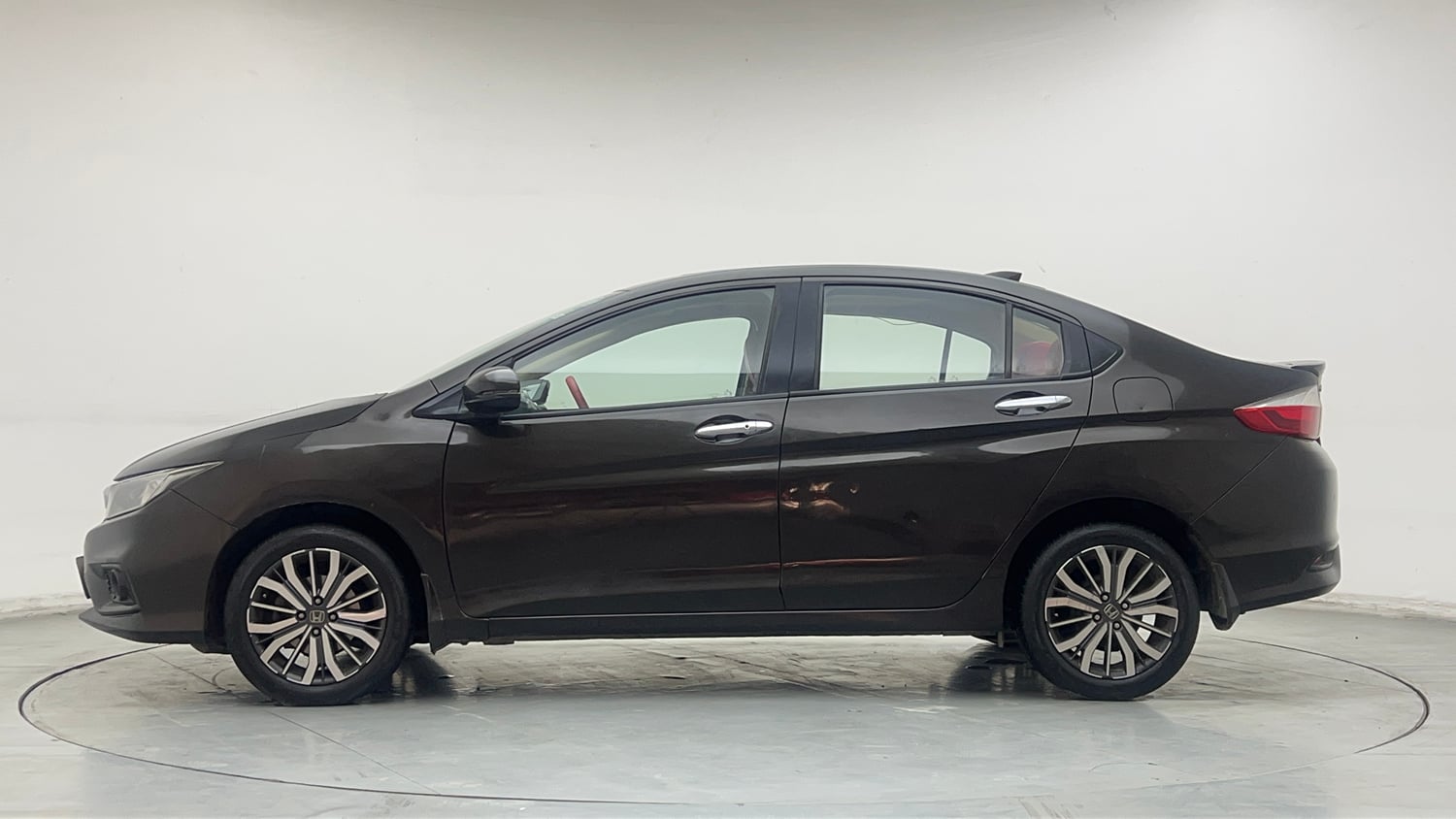 Used 2019 Honda City ZX Petrol Petrol Manual exterior LEFT SIDE VIEW