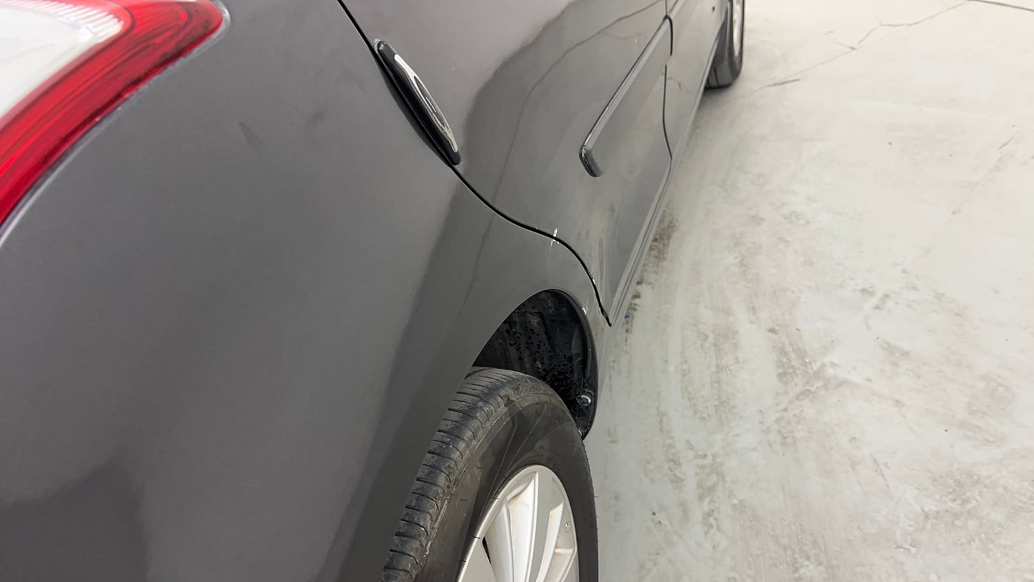 Used 2015 Maruti Suzuki Swift ZDi Diesel Manual dents MINOR SCRATCH