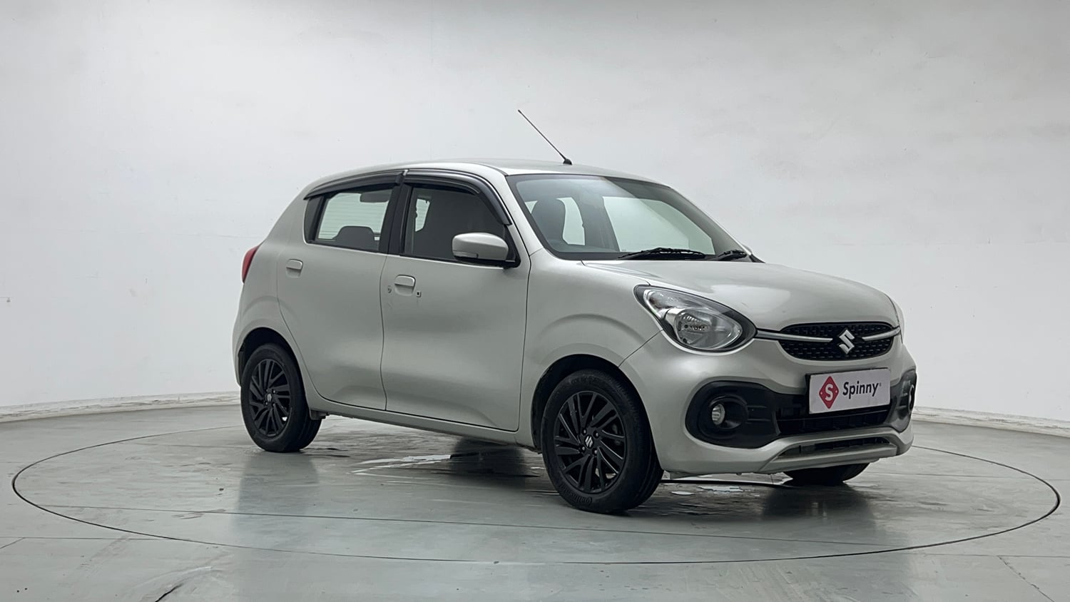 Used 2022 Maruti Suzuki Celerio ZXi Plus Petrol Manual exterior RIGHT FRONT CORNER VIEW