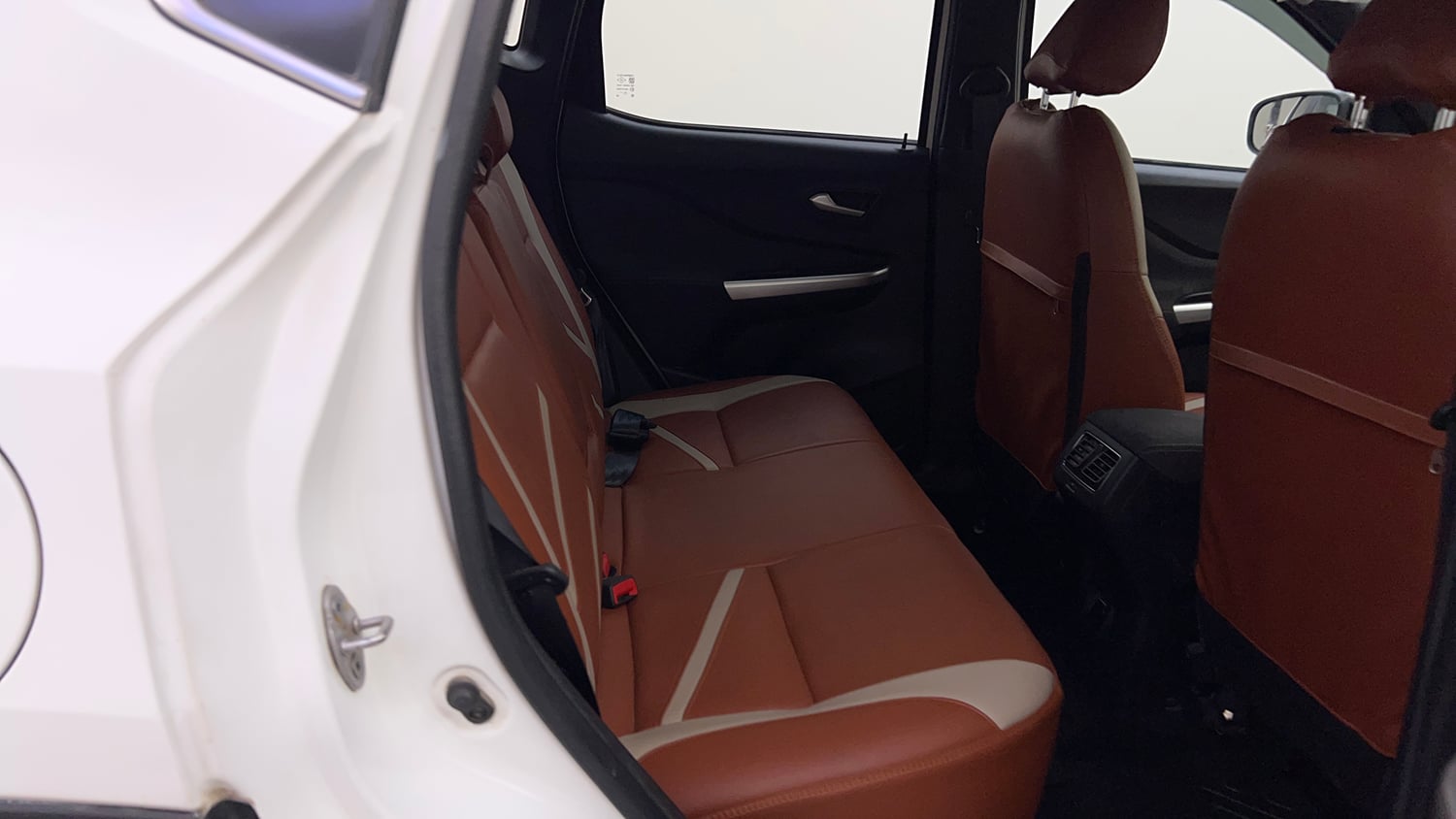 Used 2022 Nissan Magnite XV Premium Turbo Petrol Manual interior RIGHT SIDE REAR DOOR CABIN VIEW