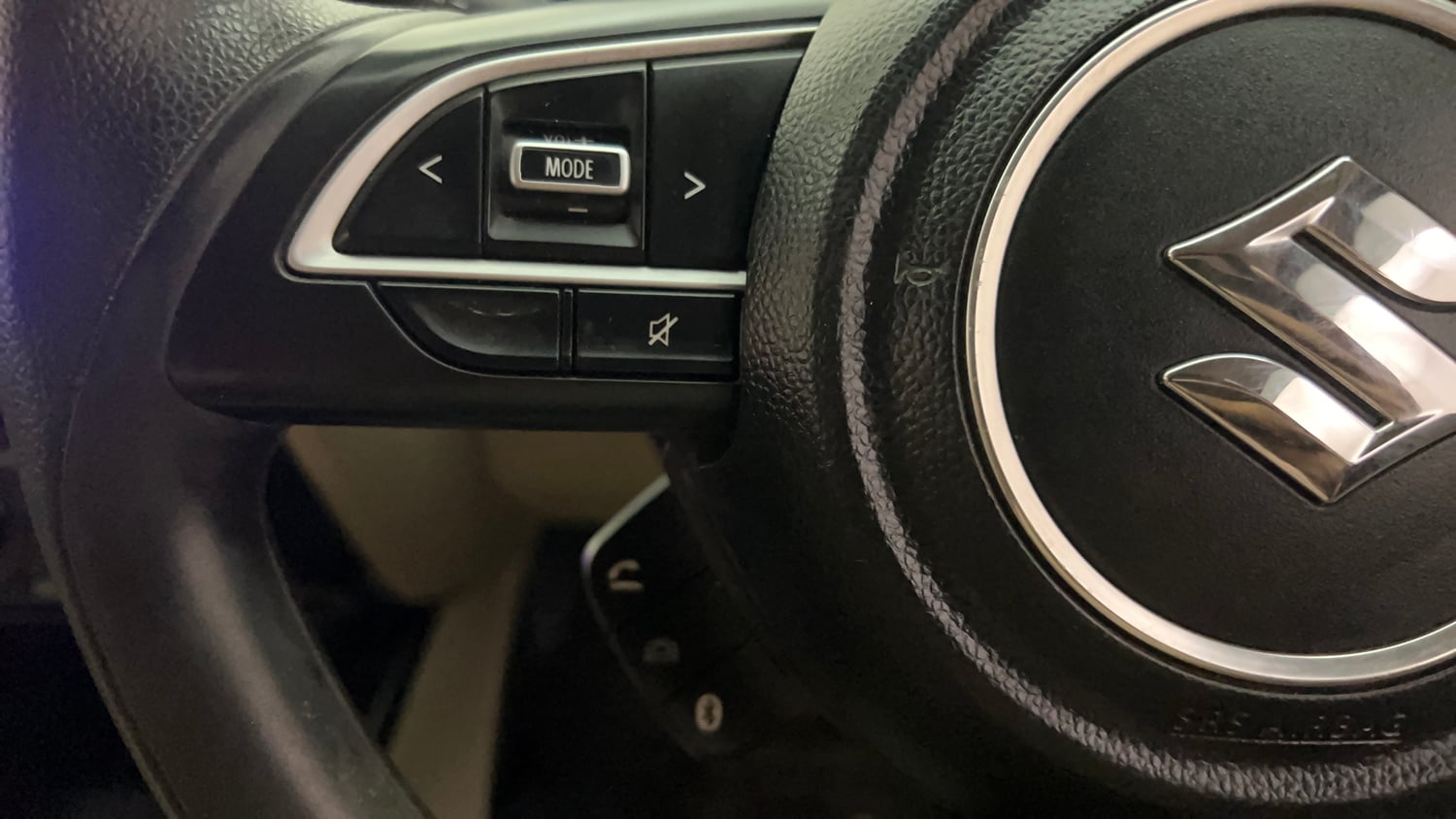 Used 2019 Maruti Suzuki Dzire VXi Petrol Manual top_features Steering mounted controls