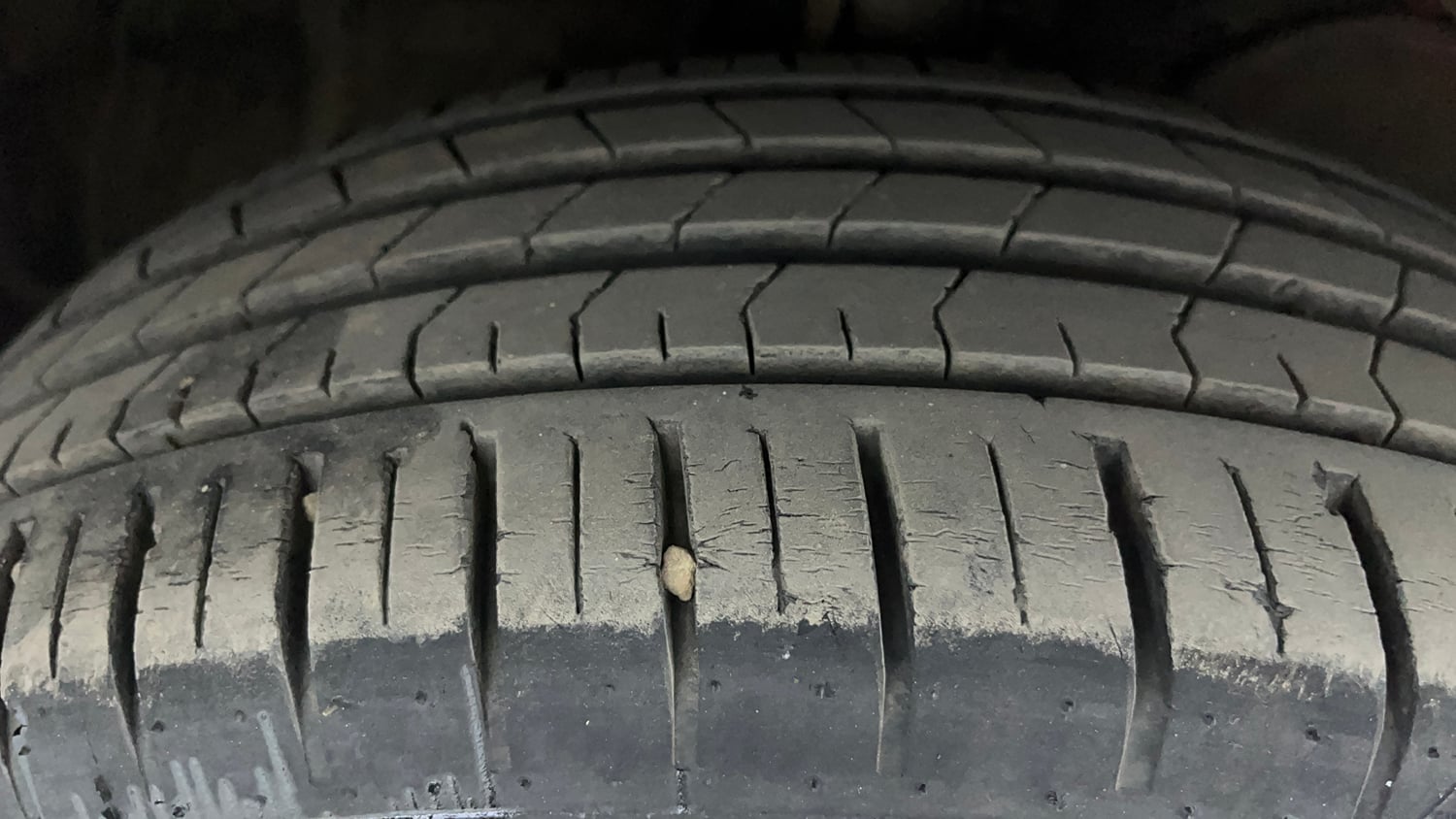 Used 2024 Maruti Suzuki Baleno Alpha MT Petrol Manual tyres RIGHT FRONT TYRE TREAD VIEW