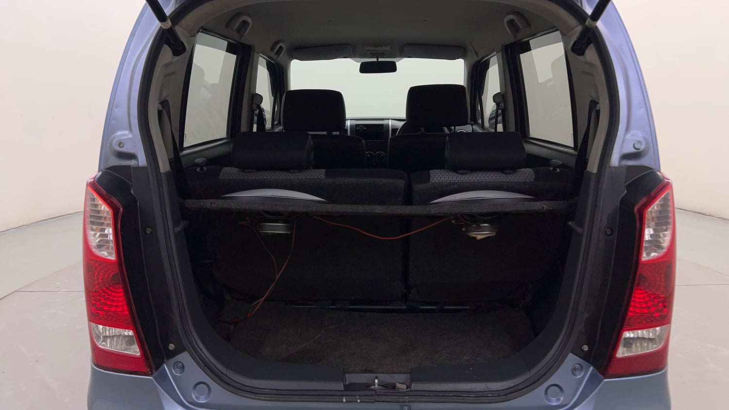 Used 2012 Maruti Suzuki Wagon R LXi Petrol Manual interior DICKY INSIDE VIEW