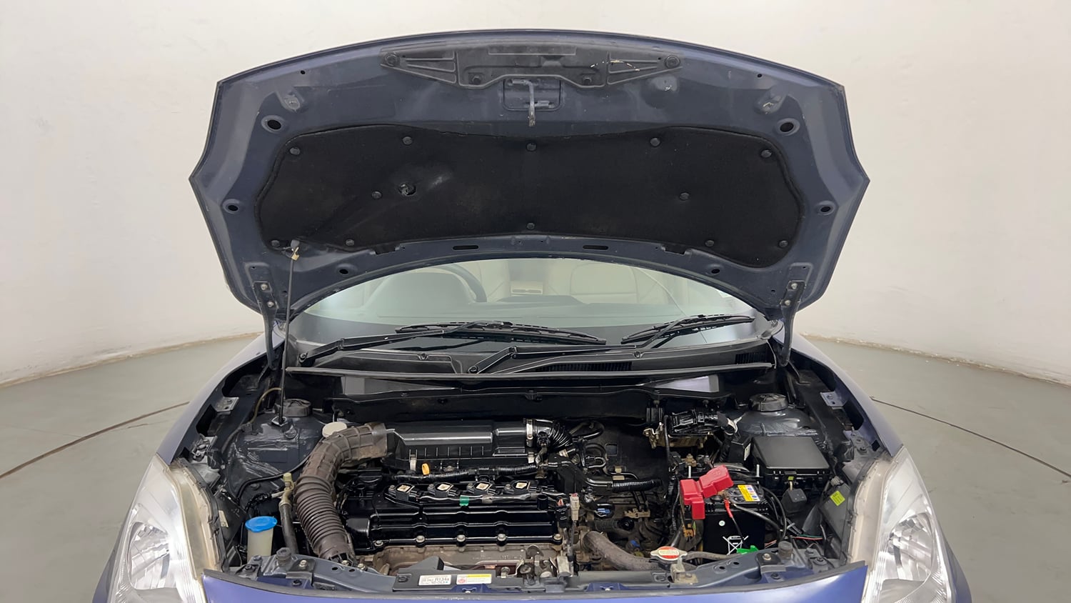 Used 2018 Maruti Suzuki Dzire VXi Petrol Manual engine ENGINE & BONNET OPEN FRONT VIEW