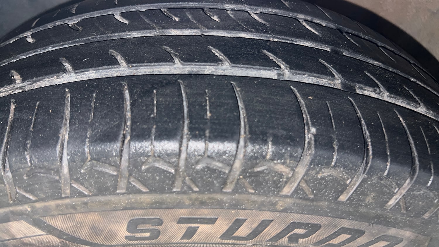 Used 2019 Hyundai Elite i20 Magna Plus 1.2 Petrol Manual tyres LEFT FRONT TYRE TREAD VIEW