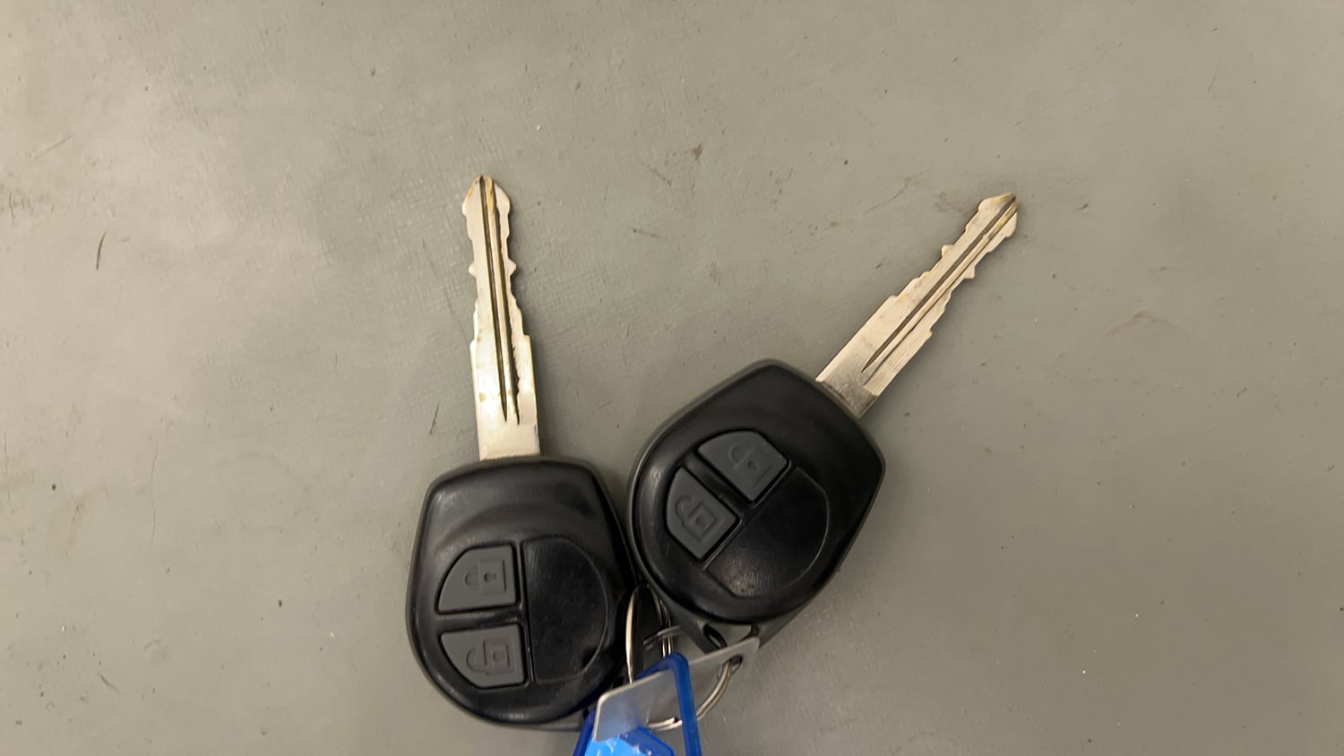Used 2012 Maruti Suzuki Wagon R 1.0 VXi Petrol Manual extra CAR KEY VIEW