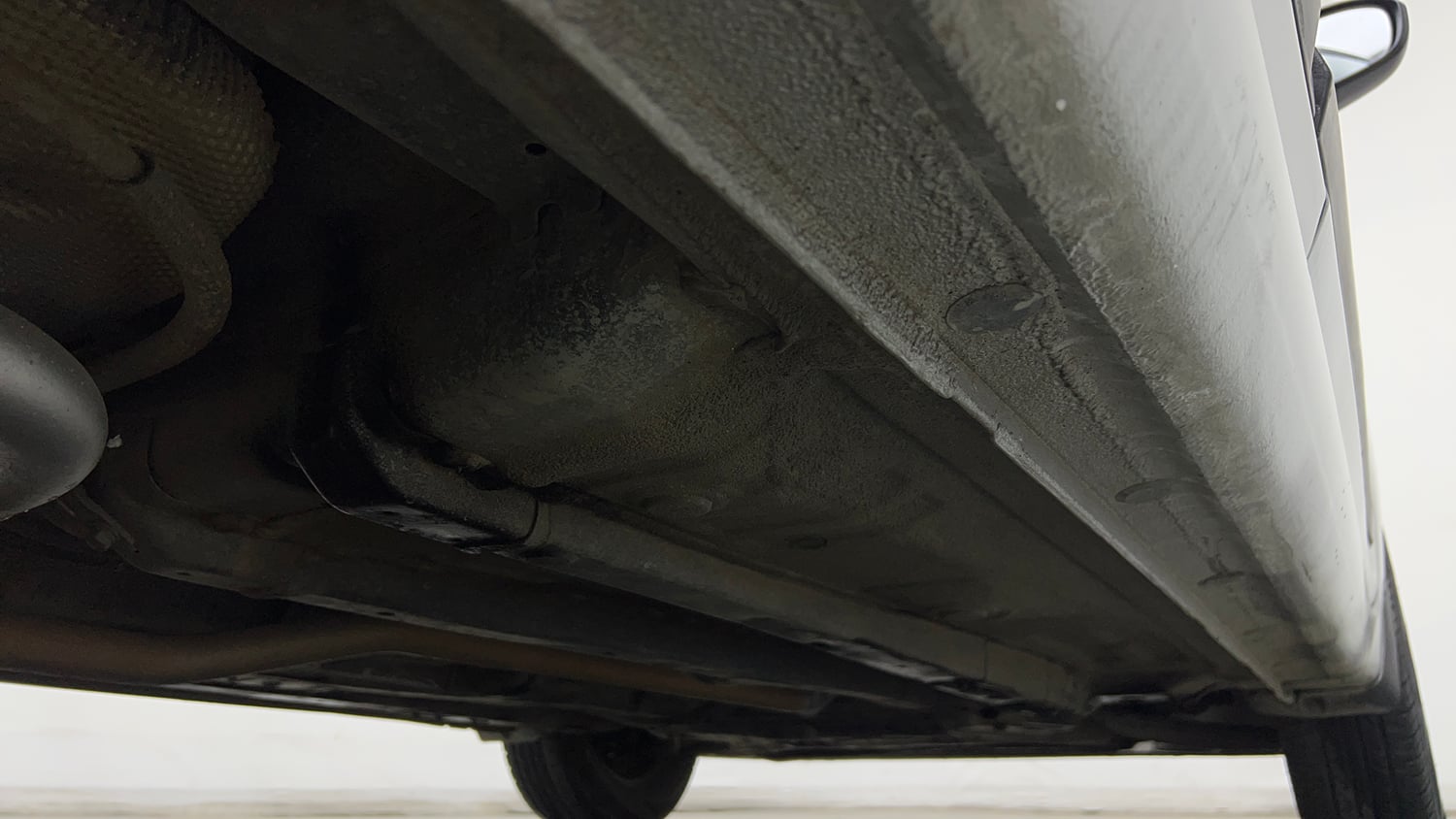 Used 2019 Hyundai Elite i20 Magna Executive 1.2 Petrol Manual extra REAR RIGHT UNDERBODY VIEW
