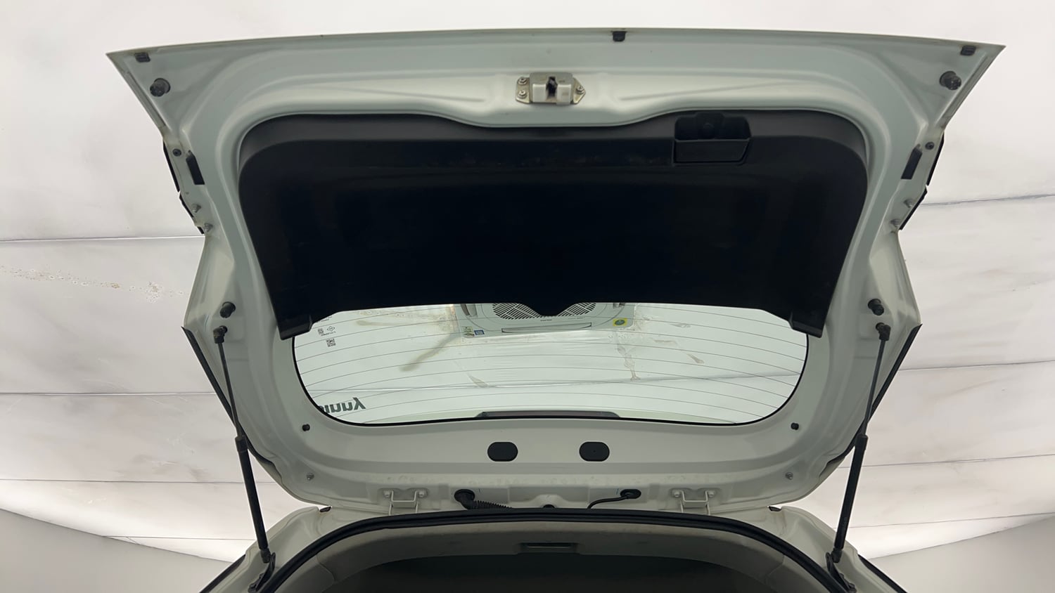 Used 2023 Maruti Suzuki Brezza ZXi Plus Petrol Manual interior DICKY DOOR OPEN VIEW
