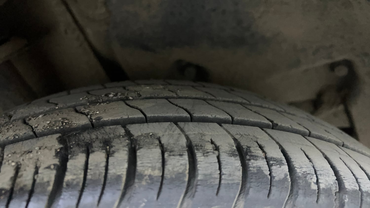 Used 2019 Tata Tiago Revotron XZA Petrol Automatic tyres RIGHT REAR TYRE TREAD VIEW