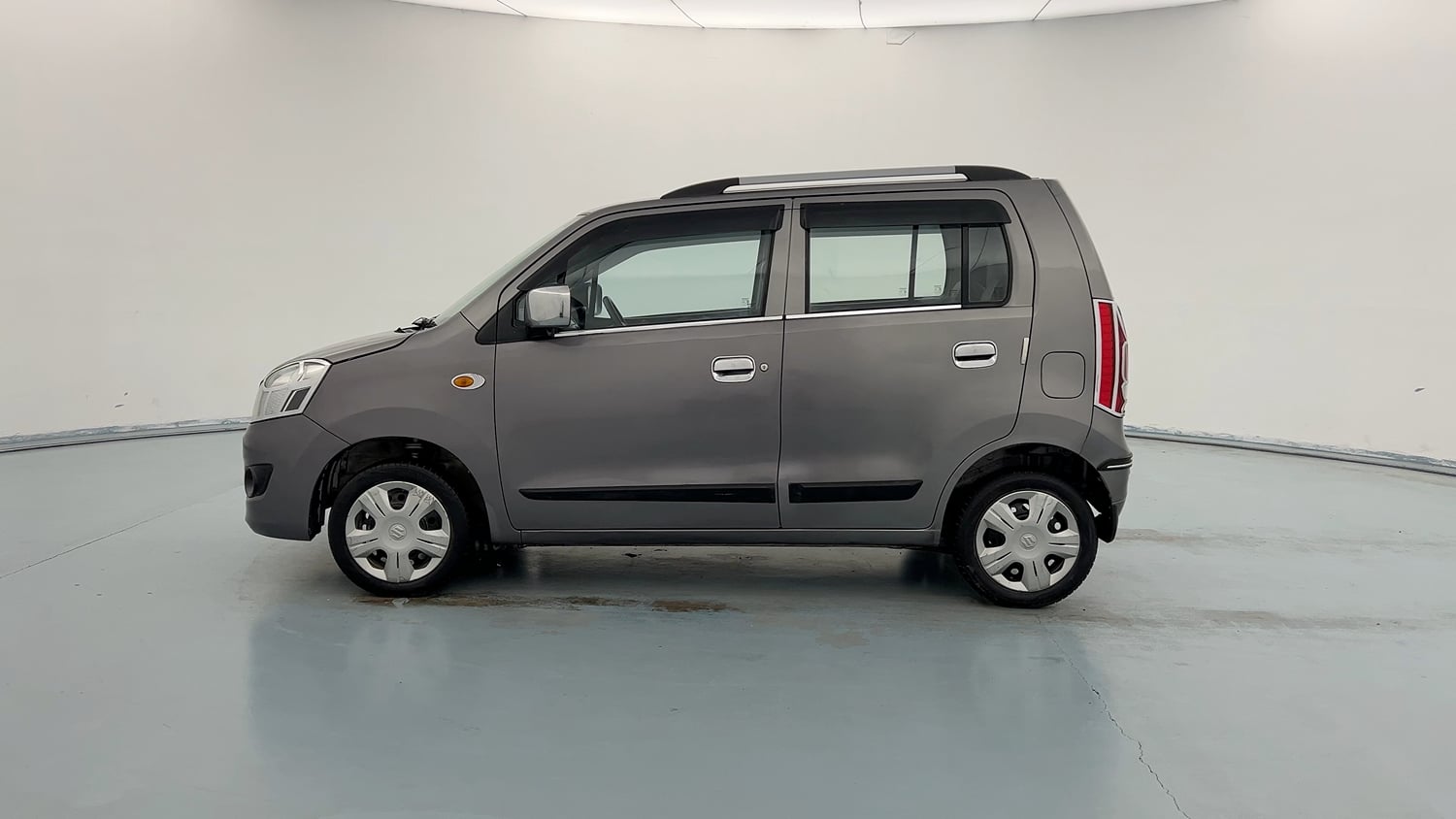 Used 2019 Maruti Suzuki Wagon R 1.0 VXI AMT Petrol Automatic exterior LEFT SIDE VIEW