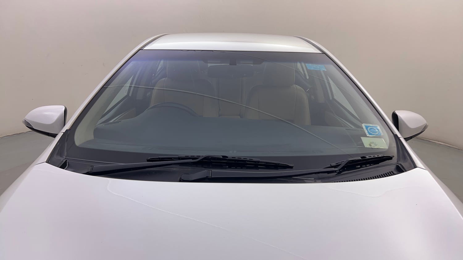 Used 2015 Toyota Corolla Altis G Petrol Petrol Manual exterior FRONT WINDSHIELD VIEW