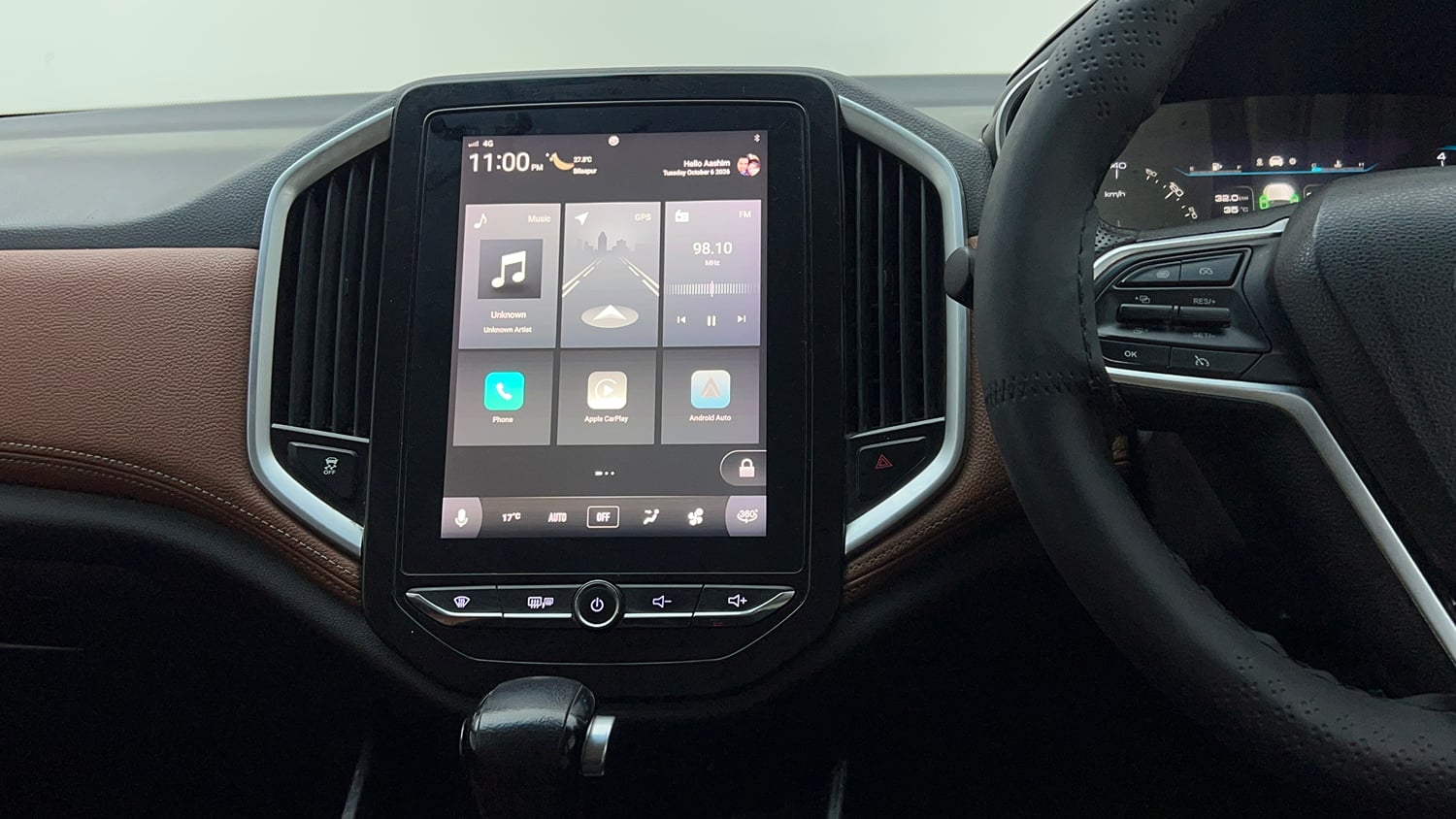 Used 2020 MG Motors Hector Plus Sharp 1.5 DCT Petrol Petrol Automatic interior MUSIC SYSTEM & AC CONTROL VIEW