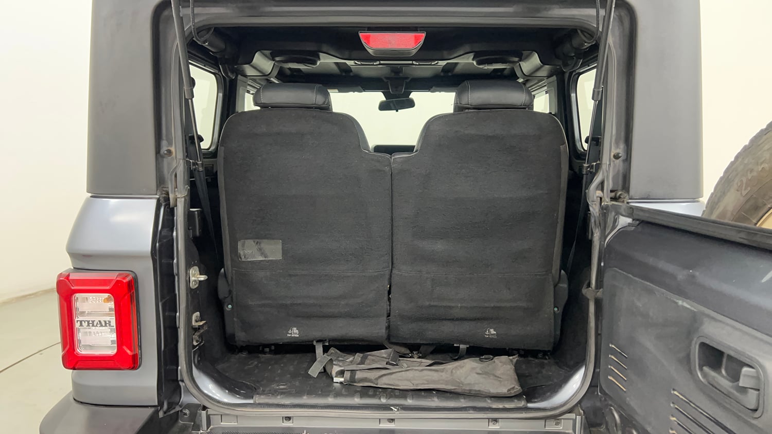 Used 2022 mahindra Thar LX Hard Top Petrol MT 4WD Petrol Manual interior DICKY INSIDE VIEW