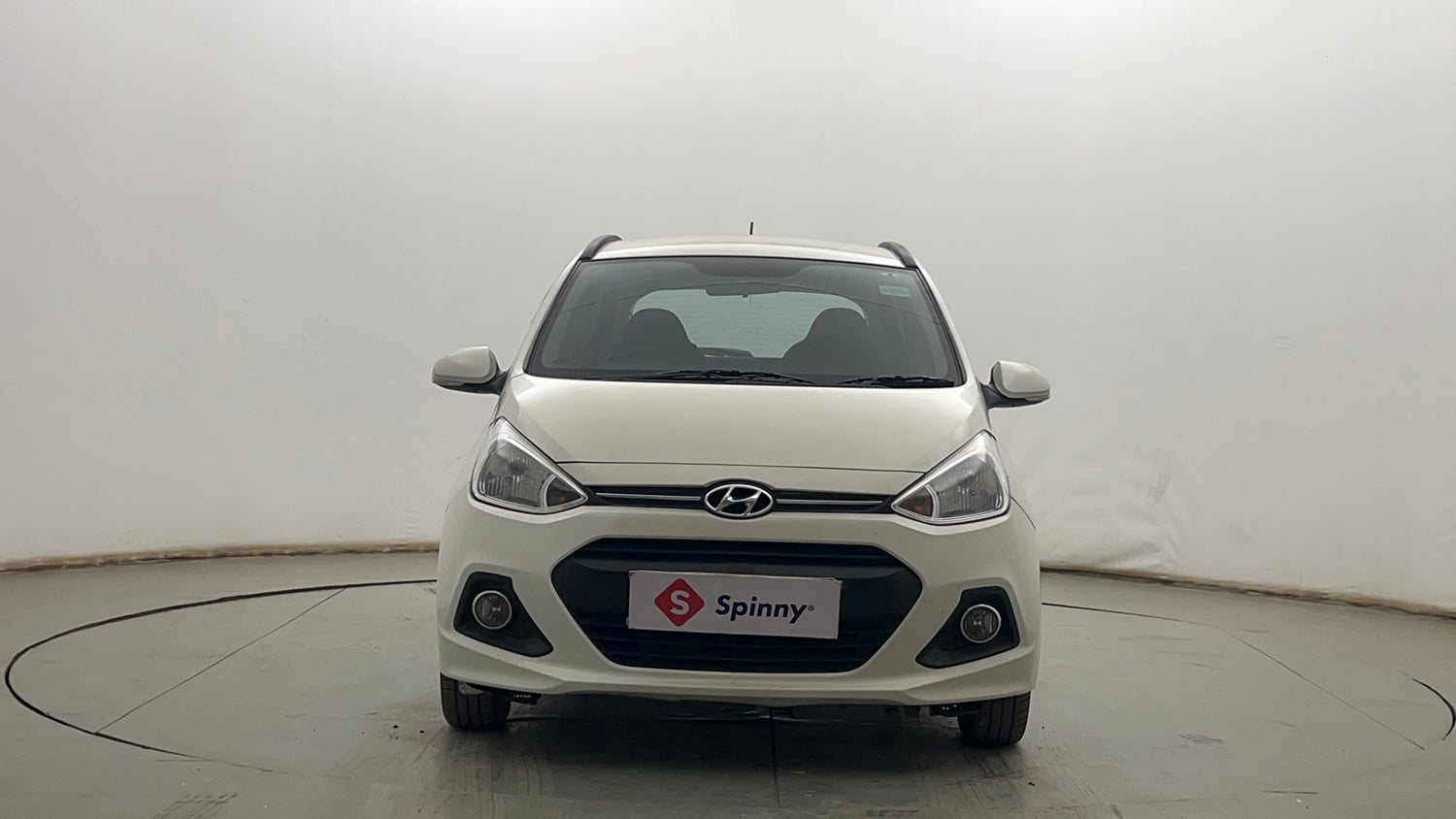 Used 2014 Hyundai Grand i10 Asta 1.2 Kappa VTVT (O) Petrol Manual exterior FRONT VIEW