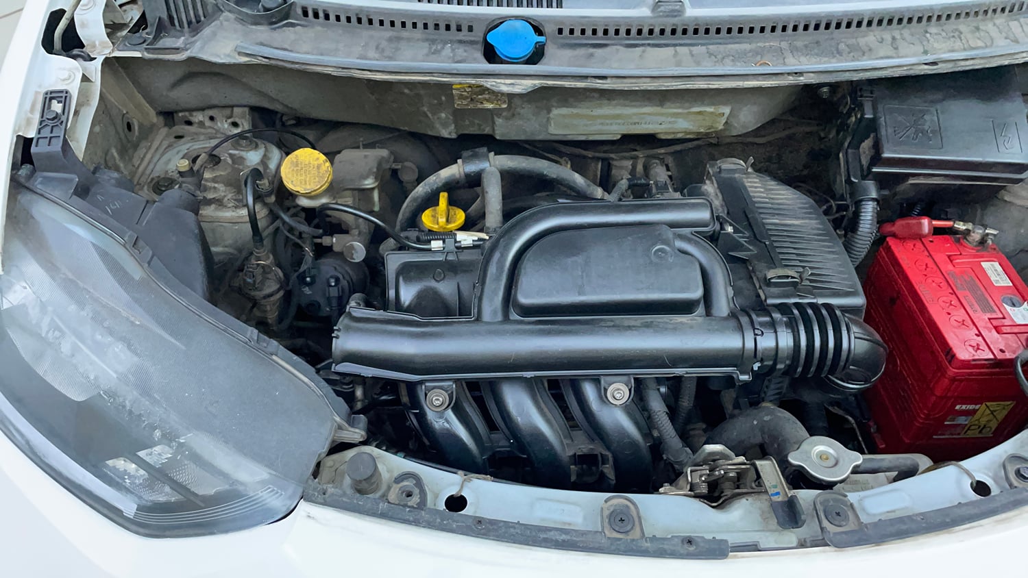 Used 2022 Datsun Redi-GO T(O) 1.0 Petrol Manual engine ENGINE RIGHT SIDE VIEW