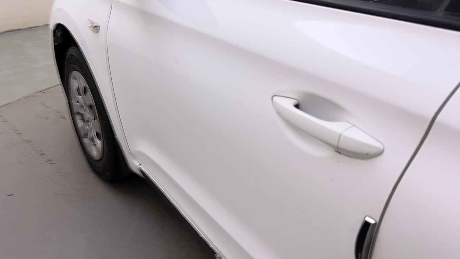 Used 2019 Hyundai Elite i20 Magna Plus 1.2 Petrol Manual dents MINOR DENT
