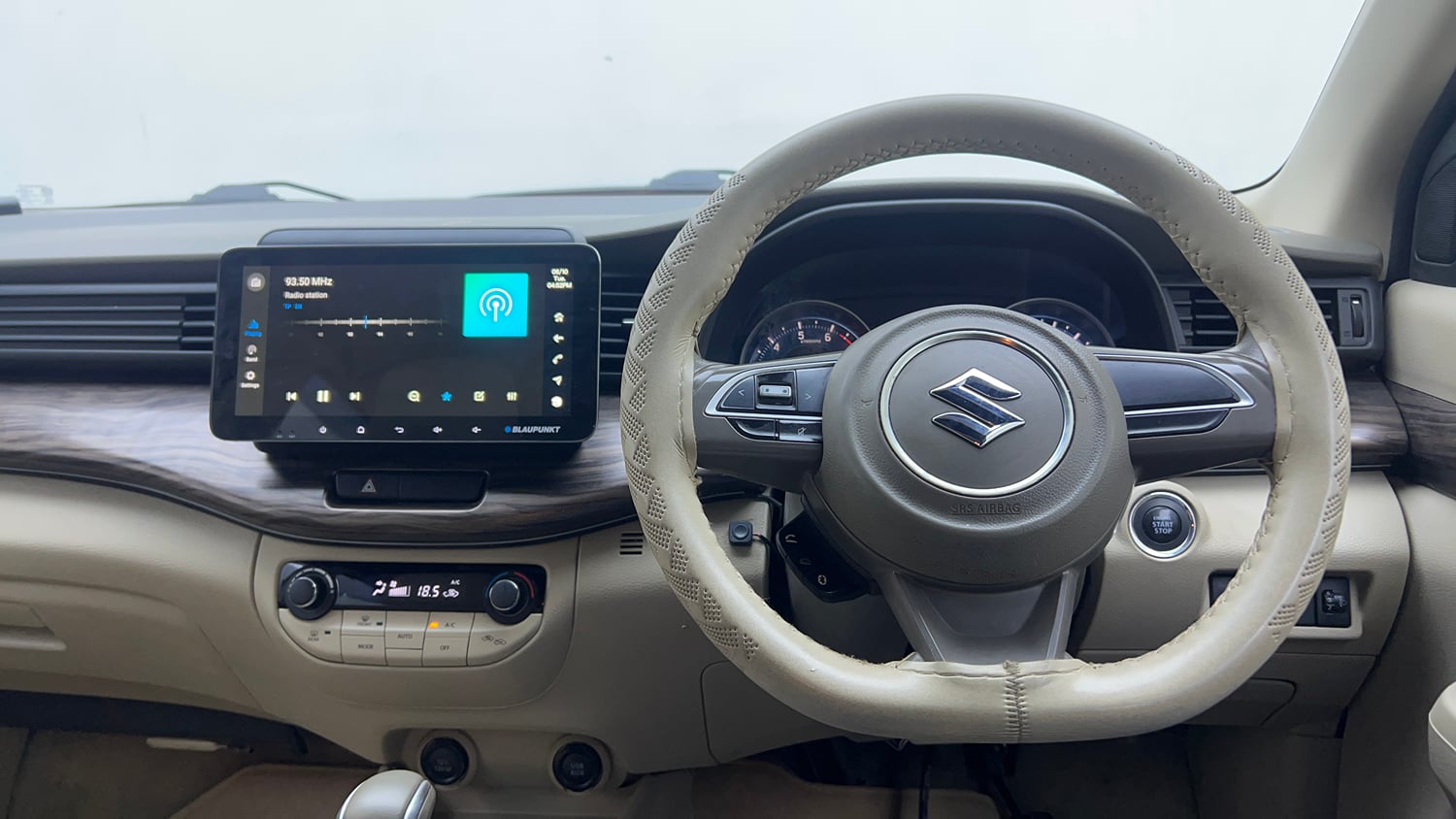 Used 2021 Maruti Suzuki New Ertiga ZXi AT Petrol Automatic interior STEERING VIEW