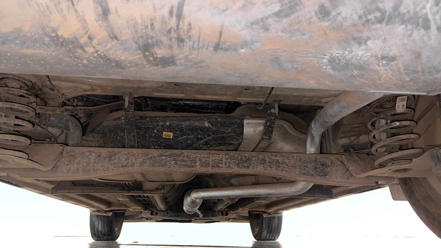 Used 2019 kia Seltos GTX Plus DCT 1.4 Petrol Automatic extra REAR UNDERBODY VIEW (TAKEN FROM REAR)
