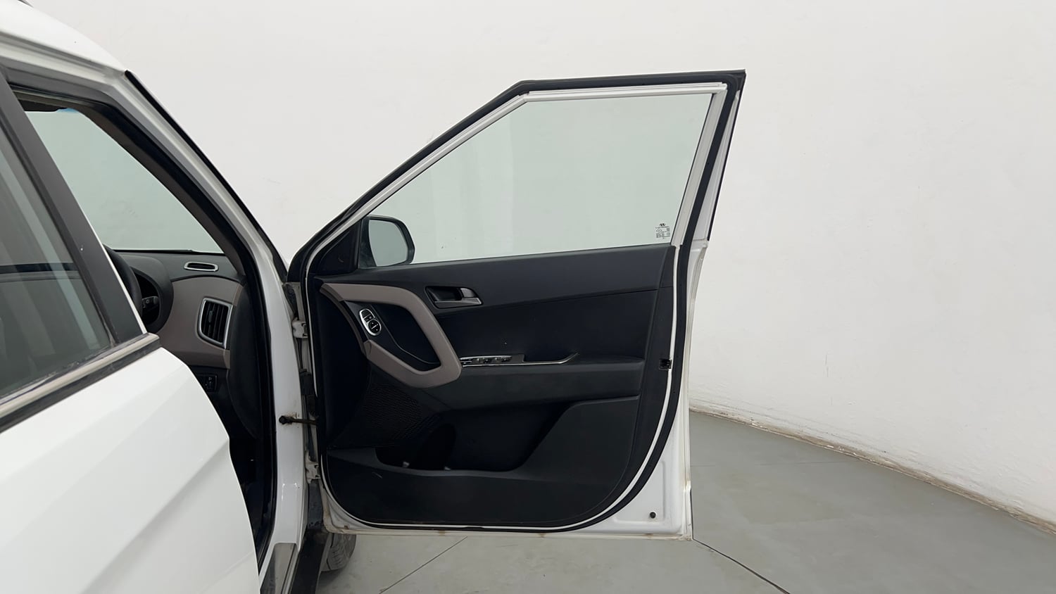 Used 2018 Hyundai Creta S 1.4 CRDi Diesel Manual interior RIGHT FRONT DOOR OPEN VIEW