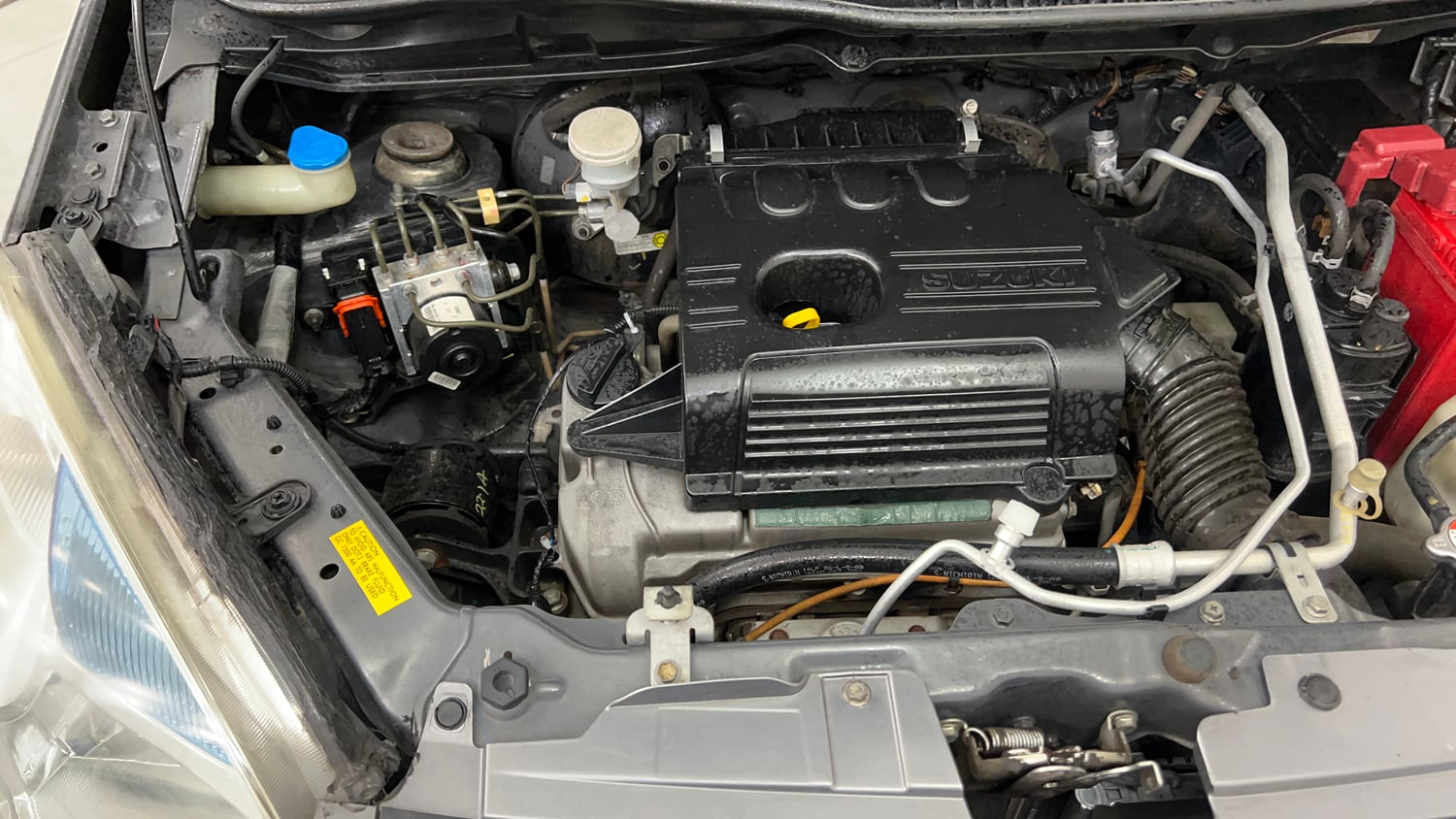 Used 2016 Maruti Suzuki Wagon R 1.0 VXI AMT Petrol Automatic engine ENGINE RIGHT SIDE VIEW