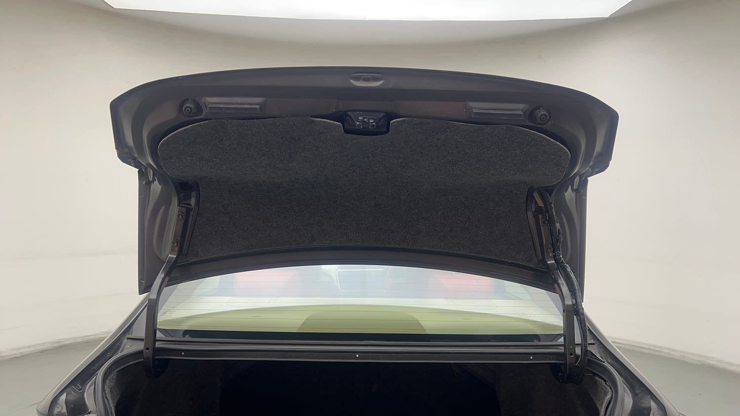 Used 2019 Honda City ZX Petrol Petrol Manual interior DICKY DOOR OPEN VIEW