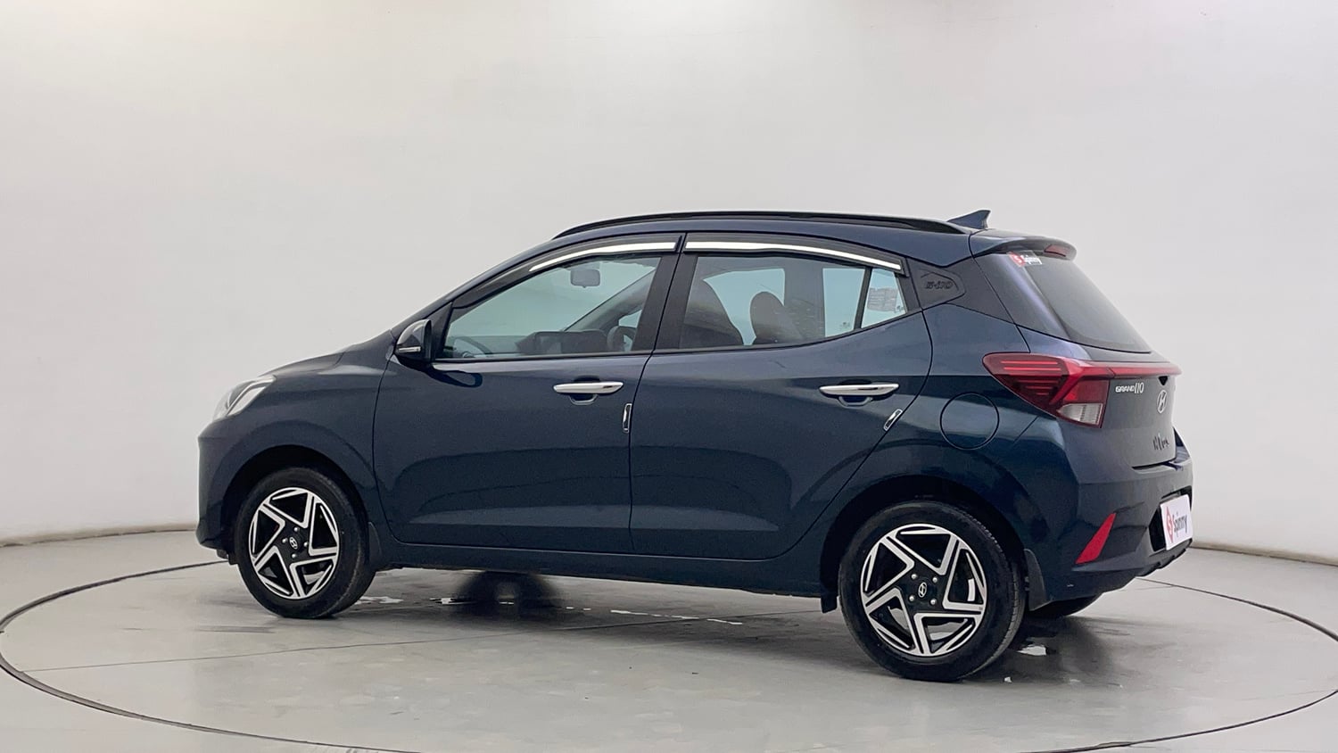 Used 2025 Hyundai Grand i10 Nios Sportz (O) 1.2 Kappa VTVT Petrol Manual exterior LEFT REAR CORNER VIEW