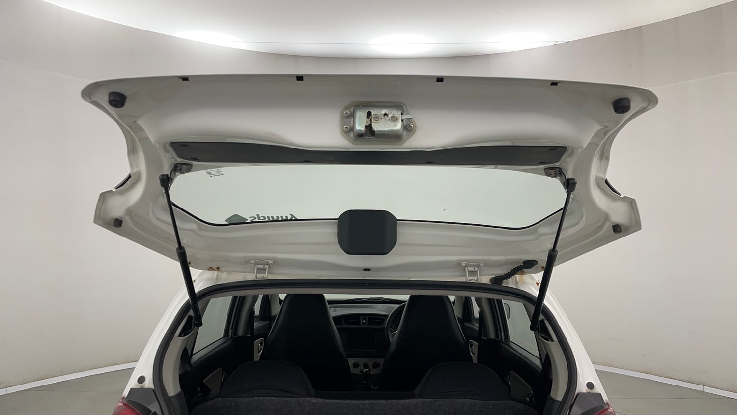Used 2019 Maruti Suzuki Alto 800 LXi Petrol Manual interior DICKY DOOR OPEN VIEW