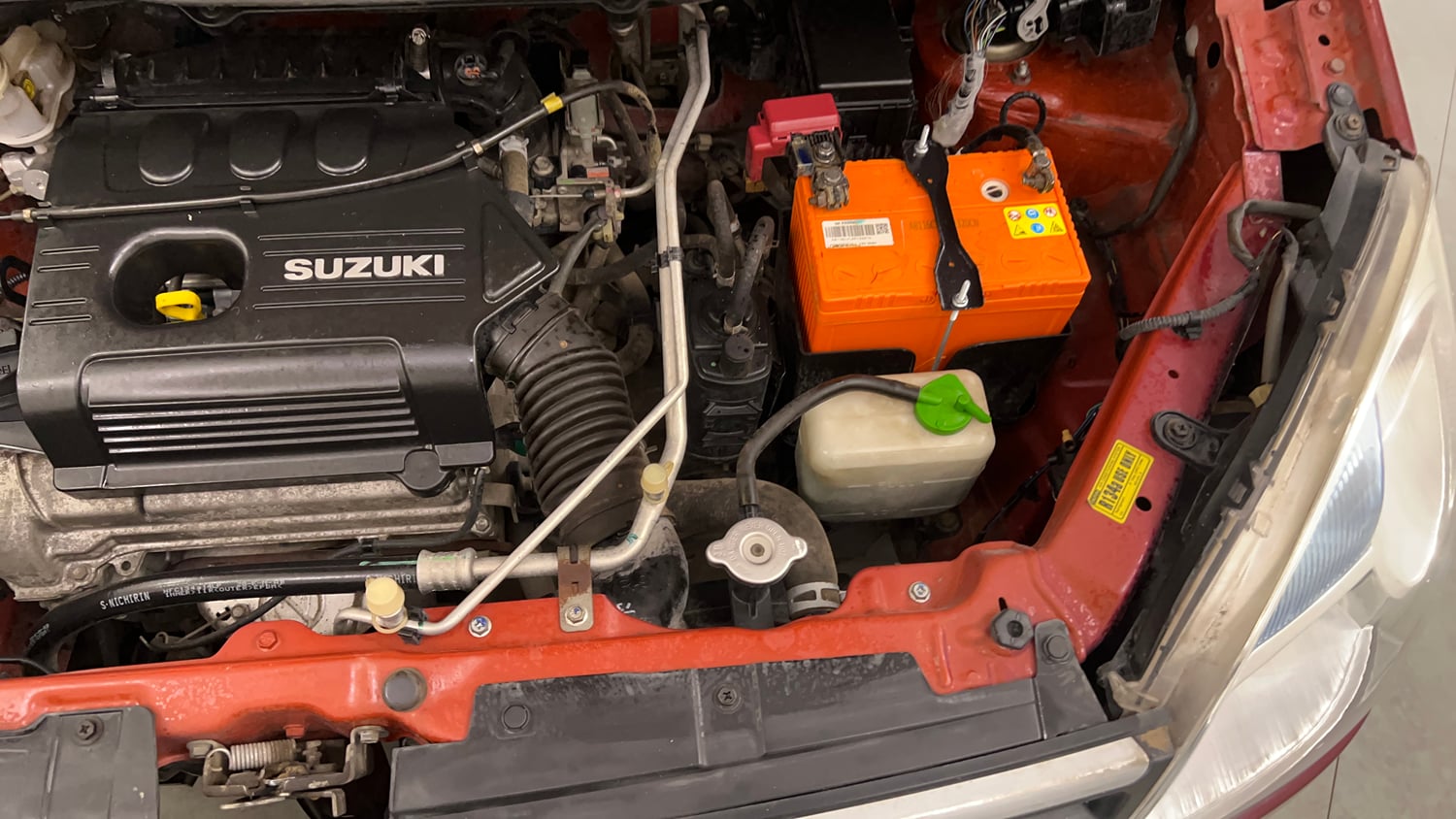 Used 2012 Maruti Suzuki Wagon R 1.0 VXi Petrol Manual engine ENGINE LEFT SIDE VIEW