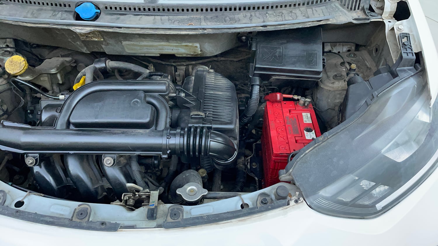 Used 2022 Datsun Redi-GO T(O) 1.0 Petrol Manual engine ENGINE LEFT SIDE VIEW