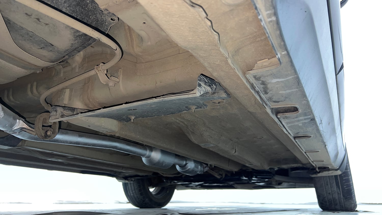 Used 2021 kia Seltos HTX IVT 1.5 Petrol Automatic extra REAR RIGHT UNDERBODY VIEW