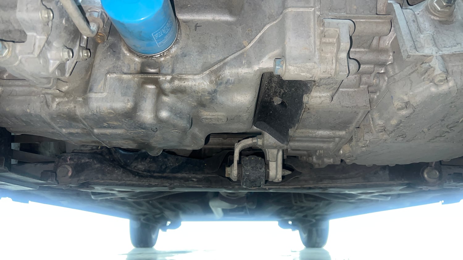 Used 2023 Honda Amaze VX 1.2 Petrol CVT Petrol Automatic extra FRONT LEFT UNDERBODY VIEW