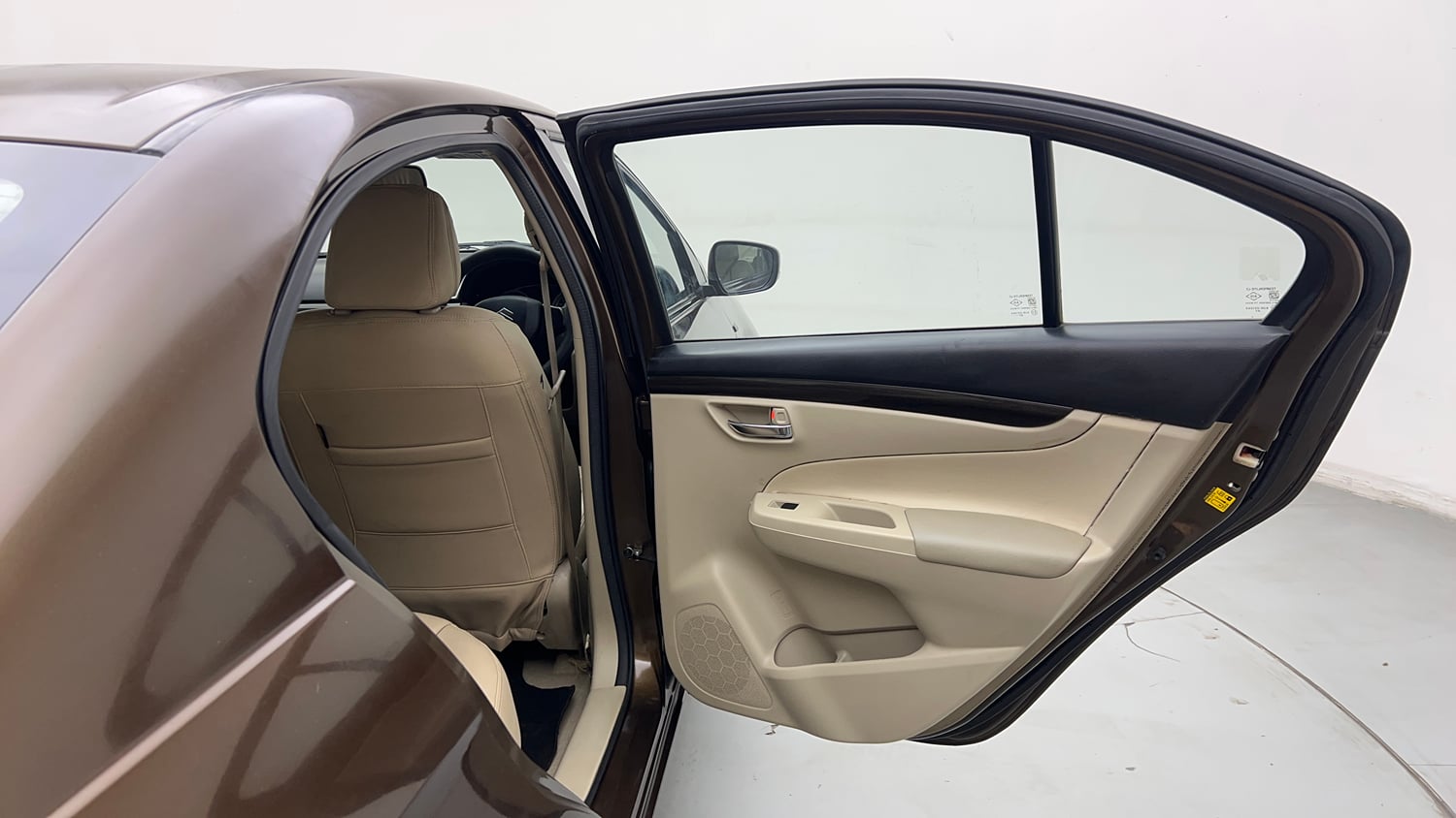 Used 2016 Maruti Suzuki Ciaz ZXi Petrol Manual interior RIGHT REAR DOOR OPEN VIEW
