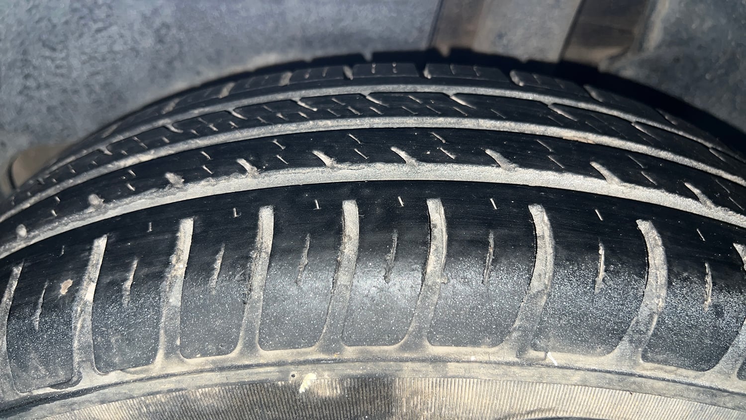 Used 2018 Maruti Suzuki Dzire VXi Petrol Manual tyres LEFT REAR TYRE TREAD VIEW