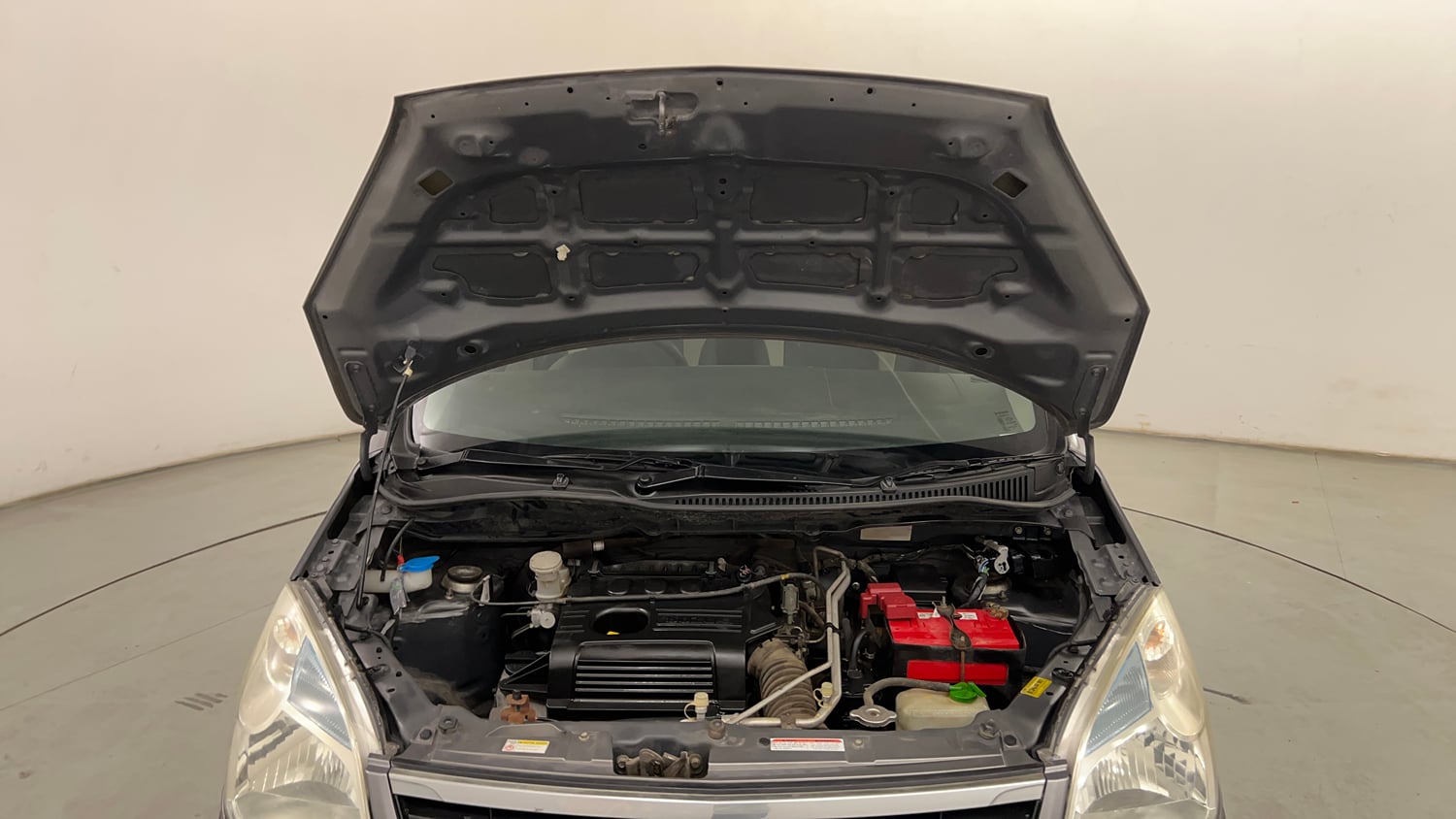 Used 2017 Maruti Suzuki Wagon R VXI Petrol Manual engine ENGINE & BONNET OPEN FRONT VIEW