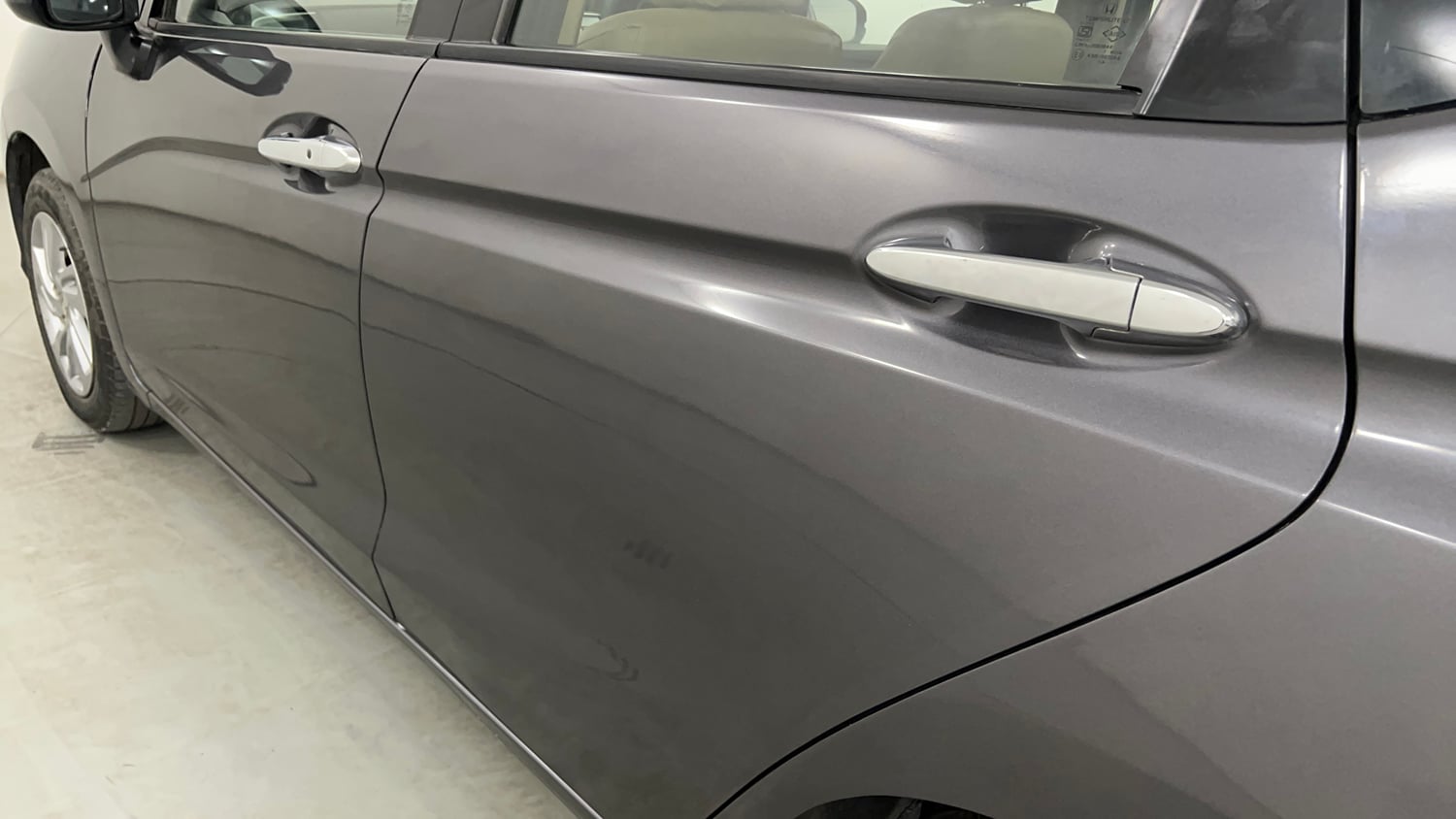 Used 2020 Honda Jazz VX CVT Petrol Automatic dents MINOR DENT