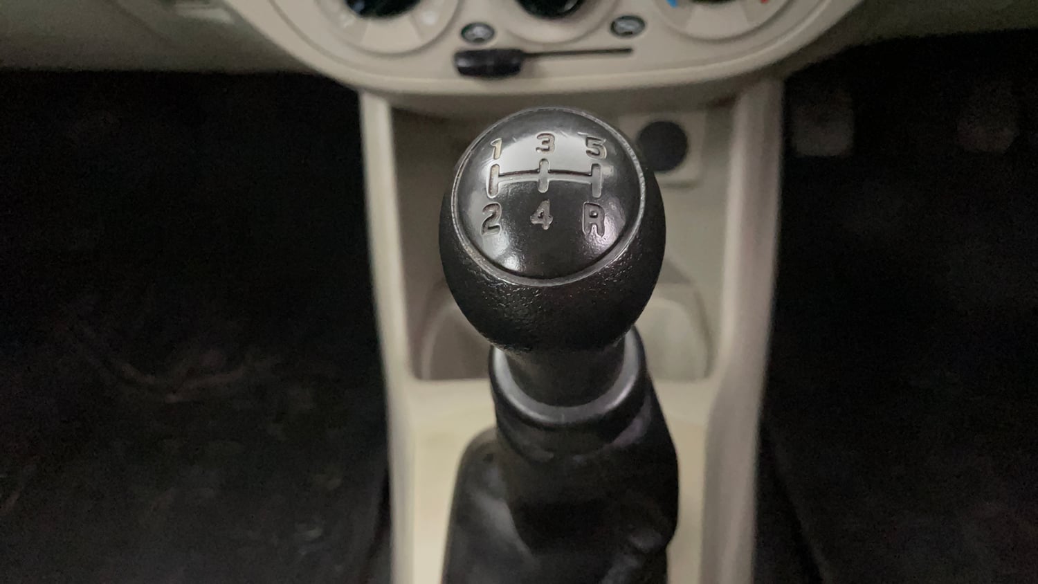 Used 2019 Maruti Suzuki Alto 800 LXi Petrol Manual interior GEAR  KNOB VIEW