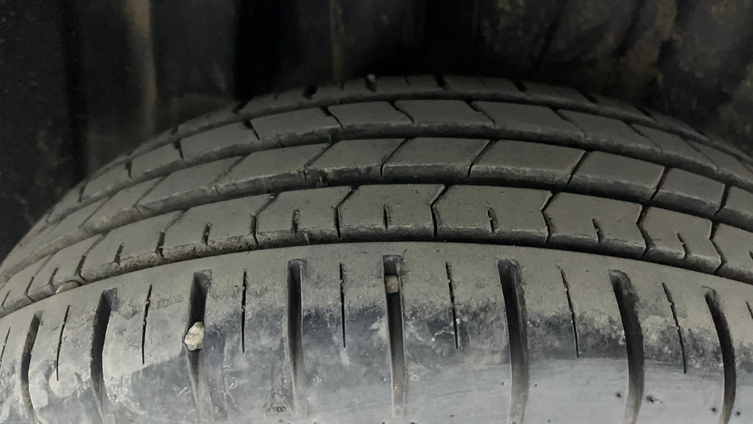Used 2024 Maruti Suzuki Baleno Alpha MT Petrol Manual tyres RIGHT REAR TYRE TREAD VIEW