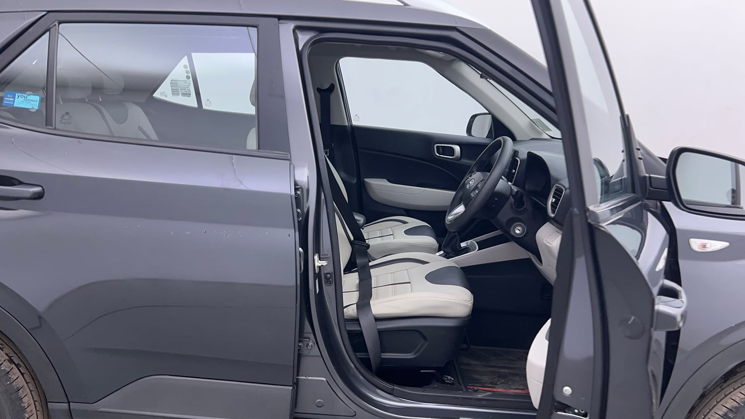Used 2025 Hyundai Venue S 1.2 Petrol Petrol Manual interior RIGHT SIDE FRONT DOOR CABIN VIEW