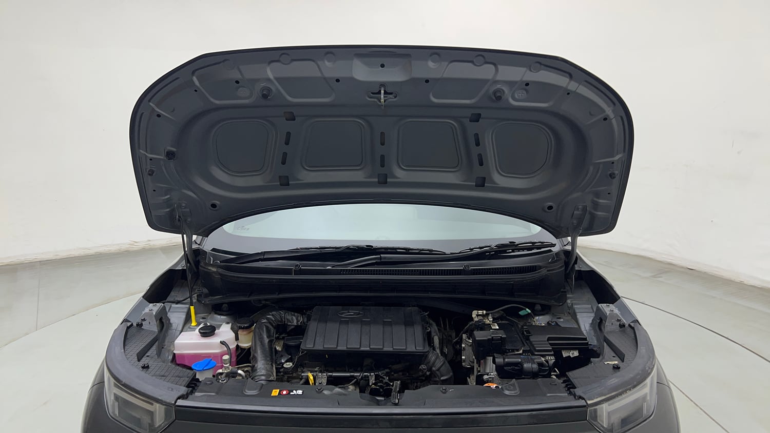 Used 2025 Hyundai Exter S Plus 1.2 AMT Petrol Automatic engine ENGINE & BONNET OPEN FRONT VIEW